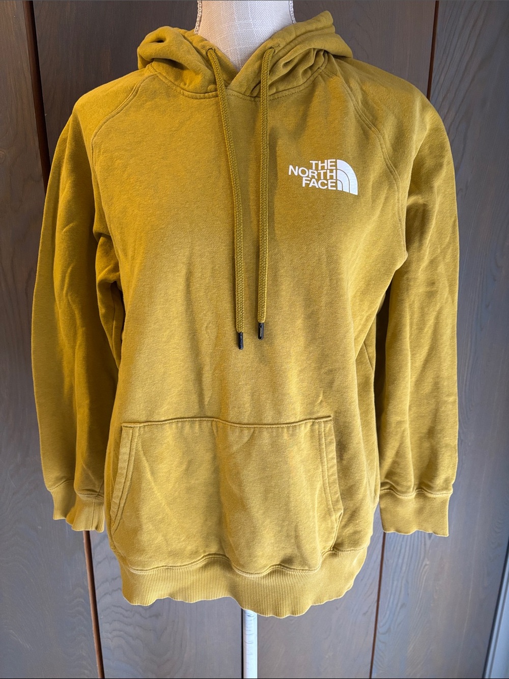 The North Face Mustard Yellow Hoodie Sweatshirt Pullover Outdoor Cozy Fall